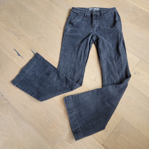 Idyllwind Jeans Women's sz 4 Black Mid Rise Front Seam Flare Denim Jeans - Picture 1 of 13